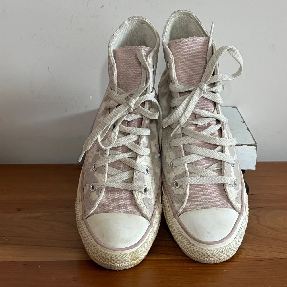 Converse Chuck Taylor All Star High Top Pink Leopard Sneakers A10047F Kids 5.5